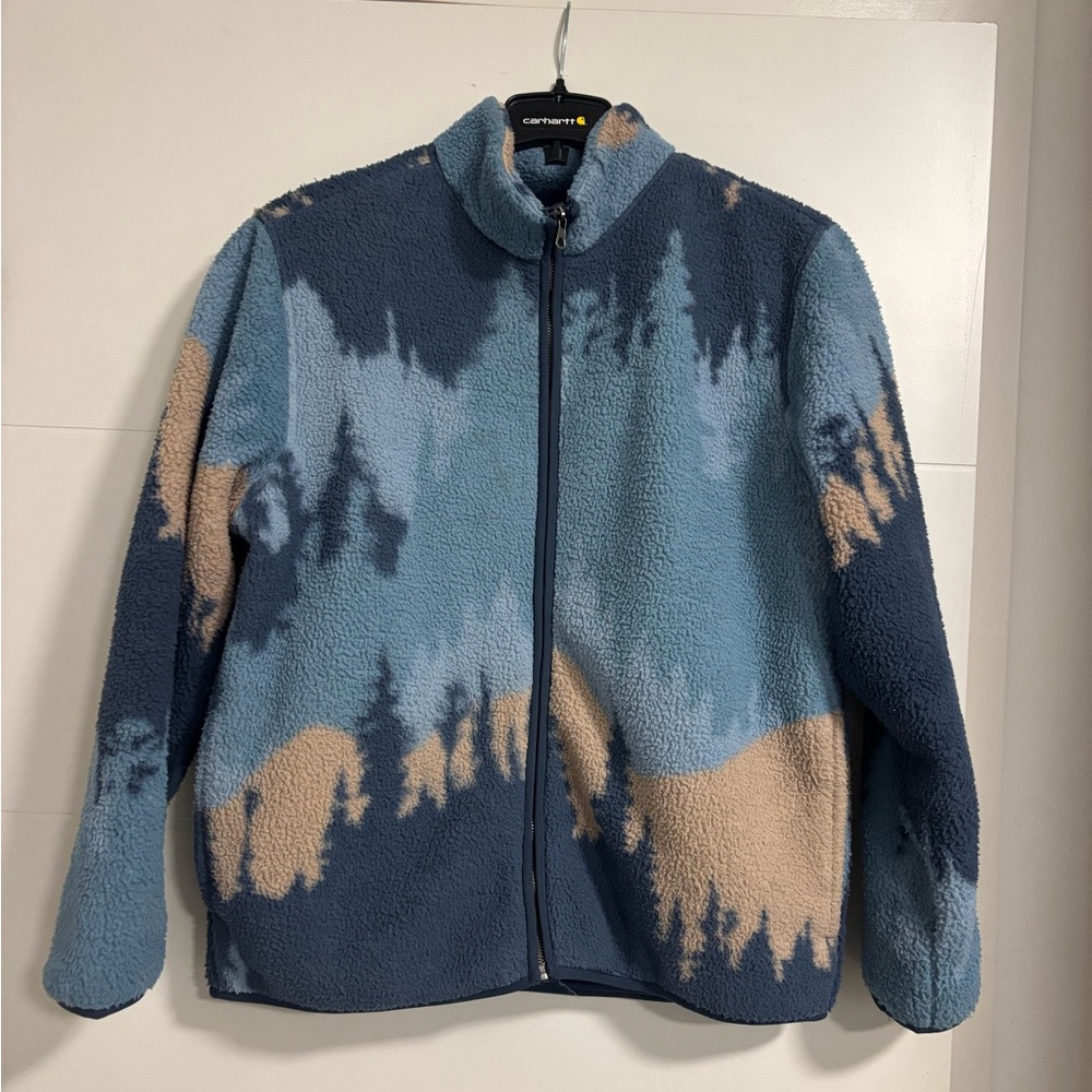 Old Navy Blue and Tan Men’s Puffer Jacket